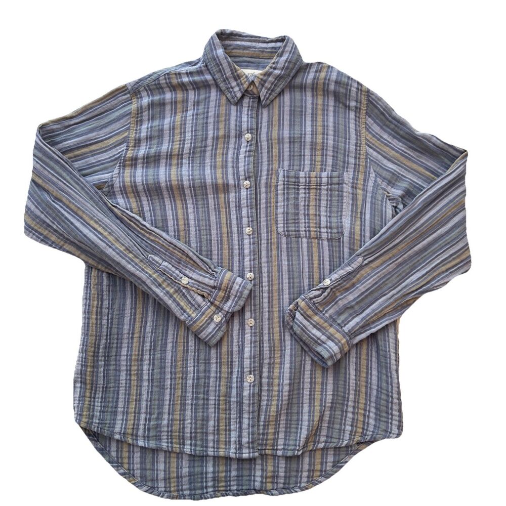 4/$20 Universal thread  shirt XS long sleeves gauze button front blue stripes